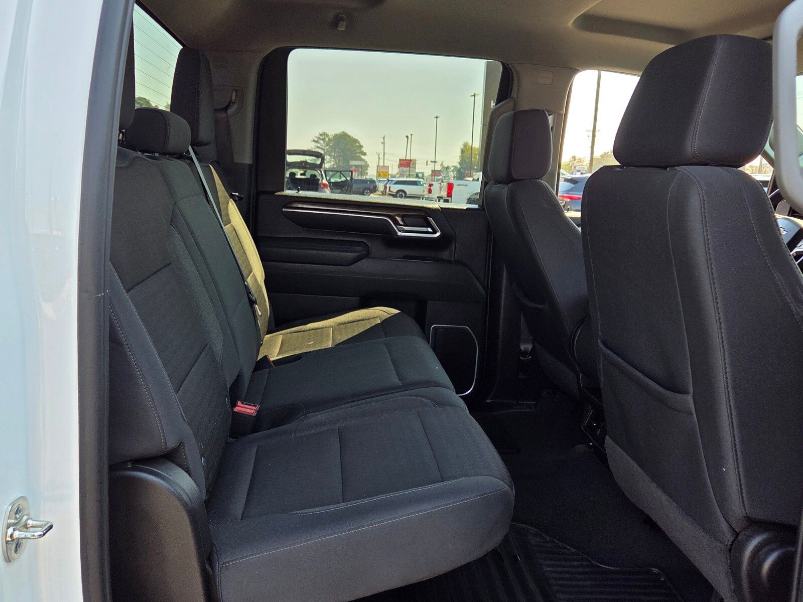 Used 2025 White Chevrolet LT image 16