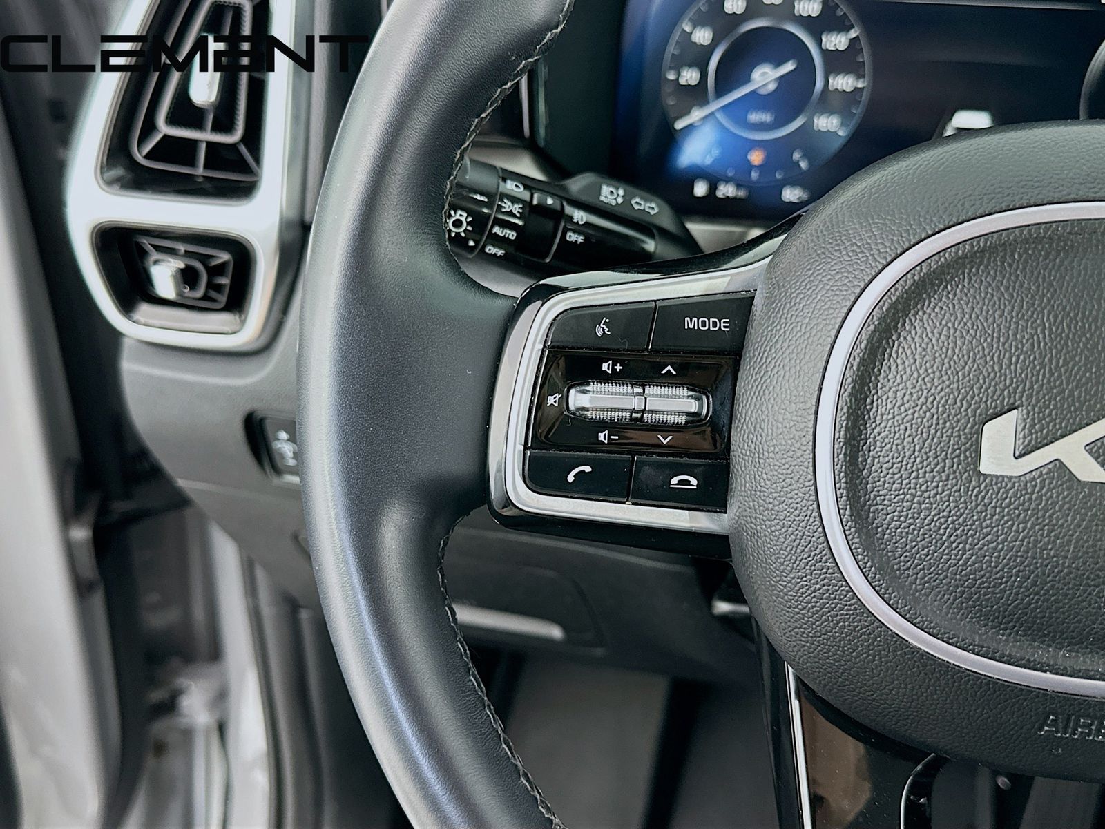 used 2023 Kia Sorento car, priced at $30,712