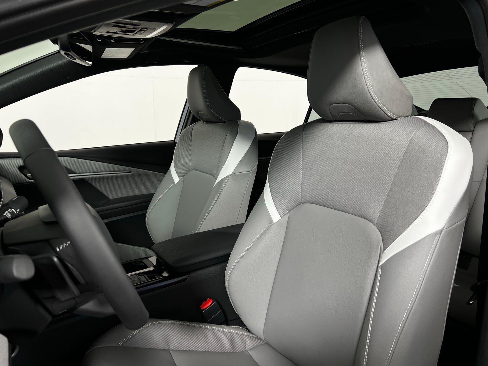 2025 Toyota Camry SE 10