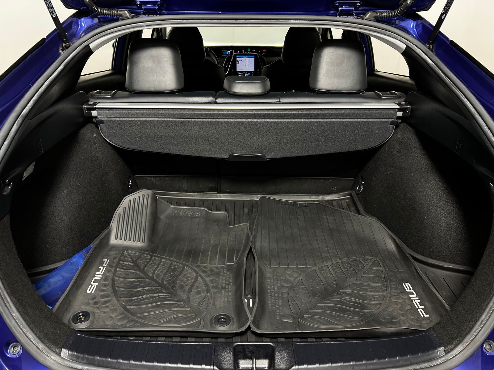 Thumbnail: 2018 Toyota Prius - 27