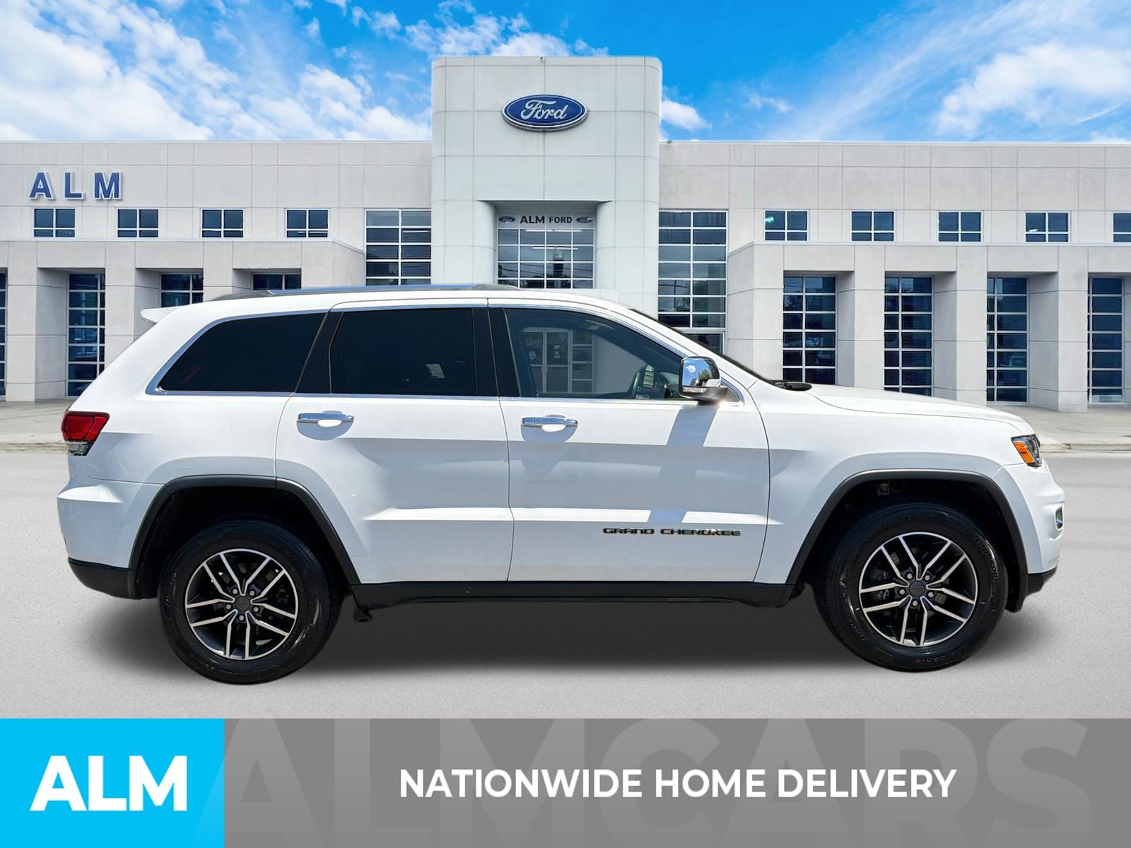 Certified Used 2020 Bright White Clearcoat Jeep Limited image 4