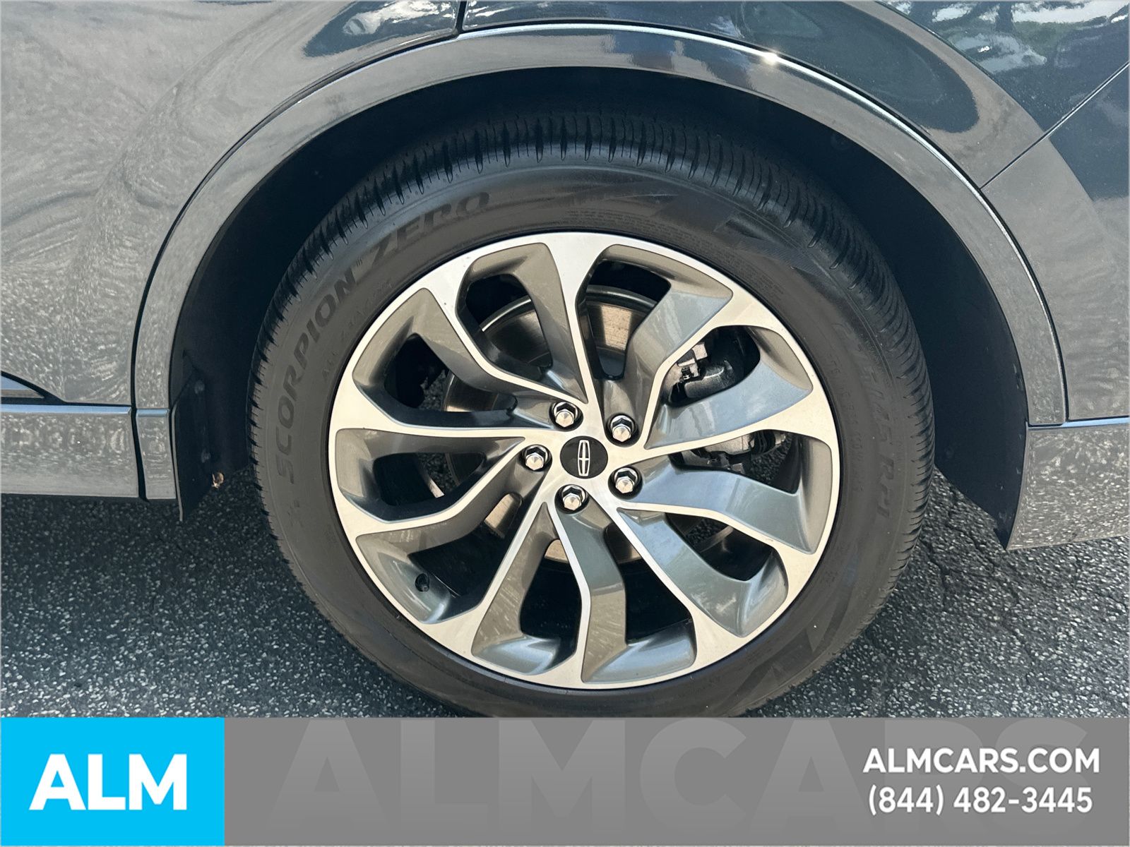 Used 2023 Blue Lincoln Grand Touring image 23
