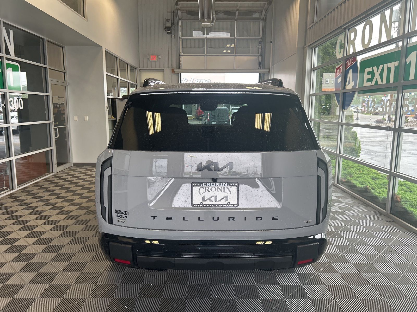 View vehicle photo 5
