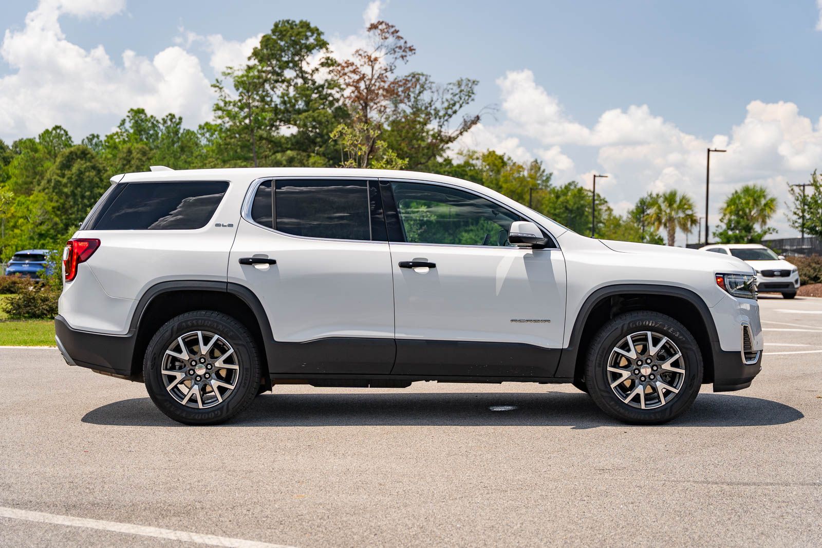 Used 2022 GMC Acadia SUV