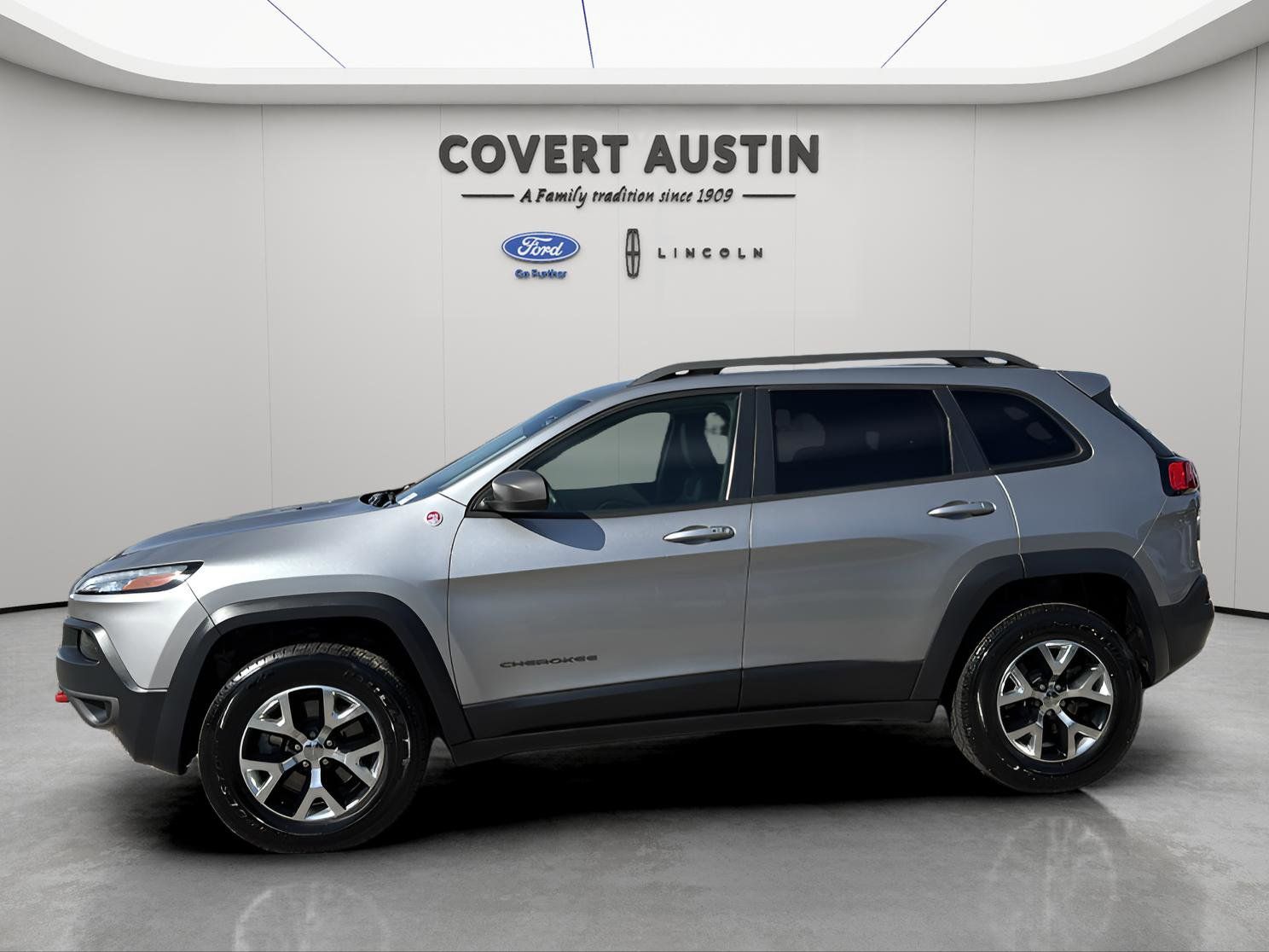 Used Car 2016 Jeep Cherokee  Trailhawk For Sale Under $15,000 In Austin, Texas