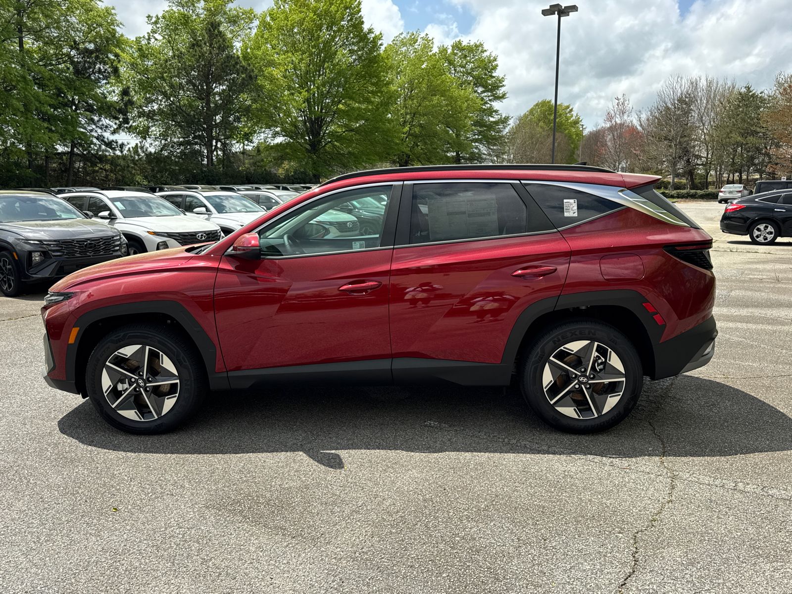2025 Hyundai Tucson Hybrid SEL Convenience photo 8