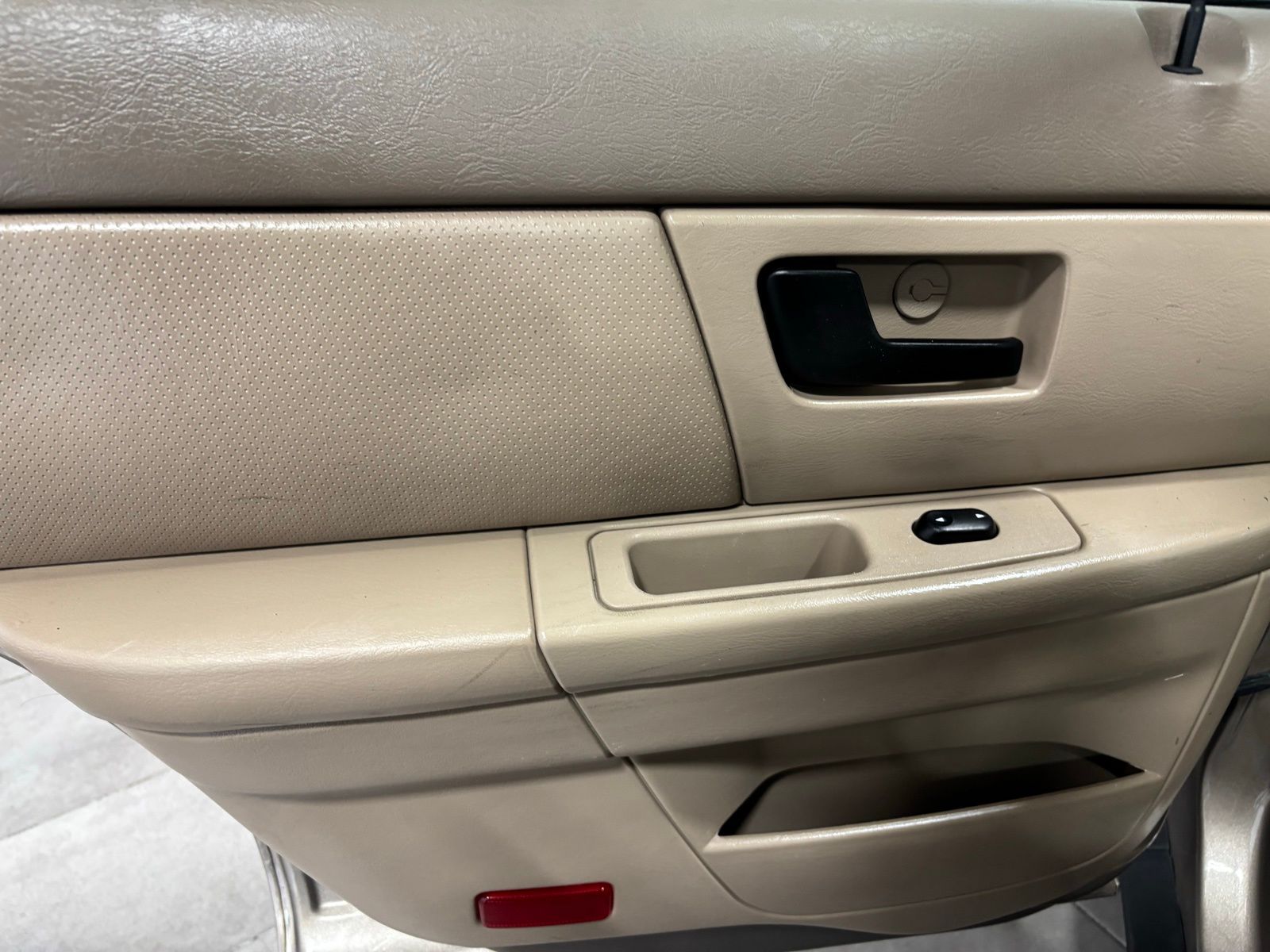 Used Car 2004 Ford Taurus  Se For Sale Under $10,000 In Austin, Texas