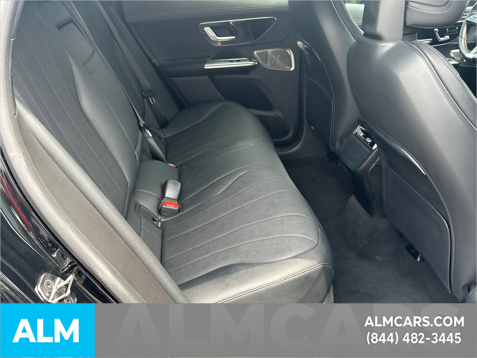 Used 2024 Black Mercedes-Benz 350 SUV image 17