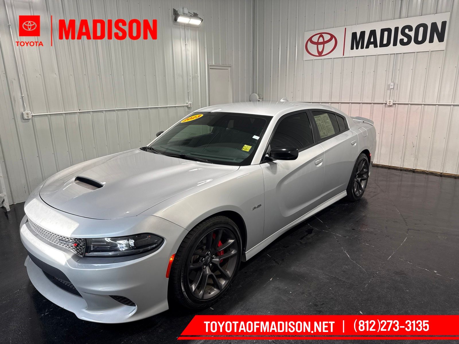 Triple Nickel Clearcoat 2023 Dodge Charger Sedan Rear-Wheel Drive 8-Speed Automatic