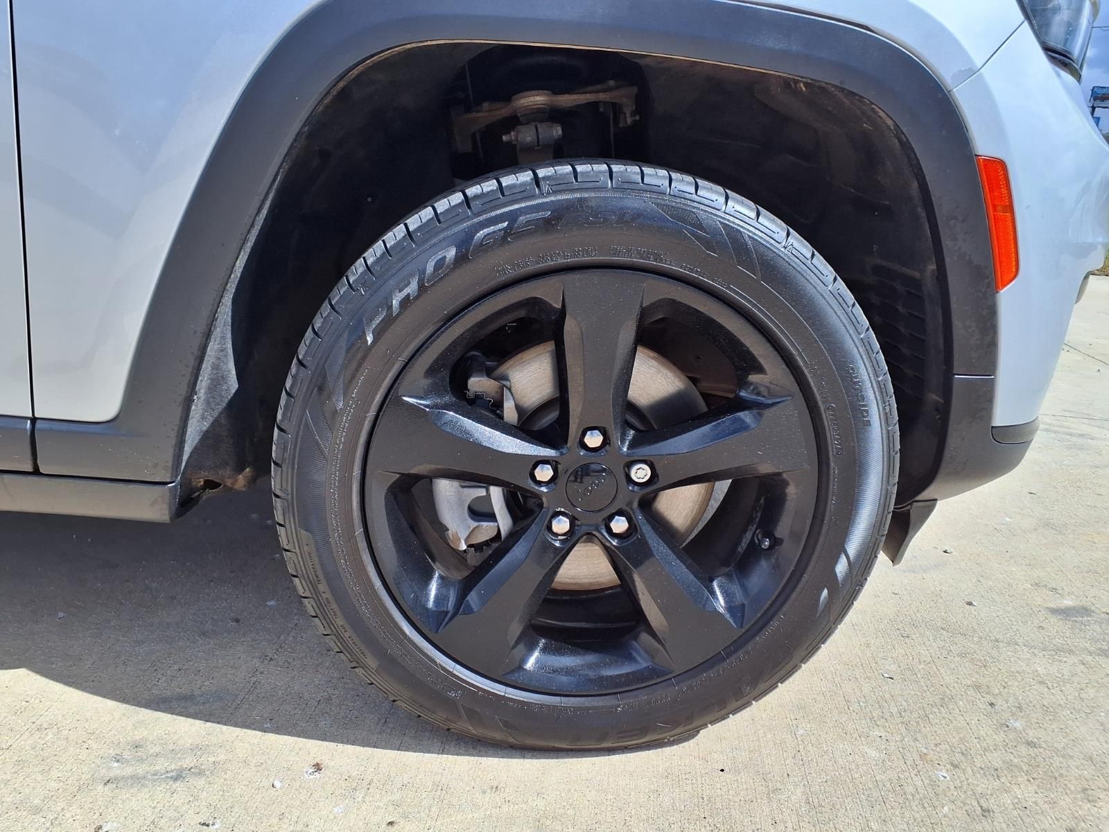 2023 Jeep Grand Cherokee L Altitude - 8
