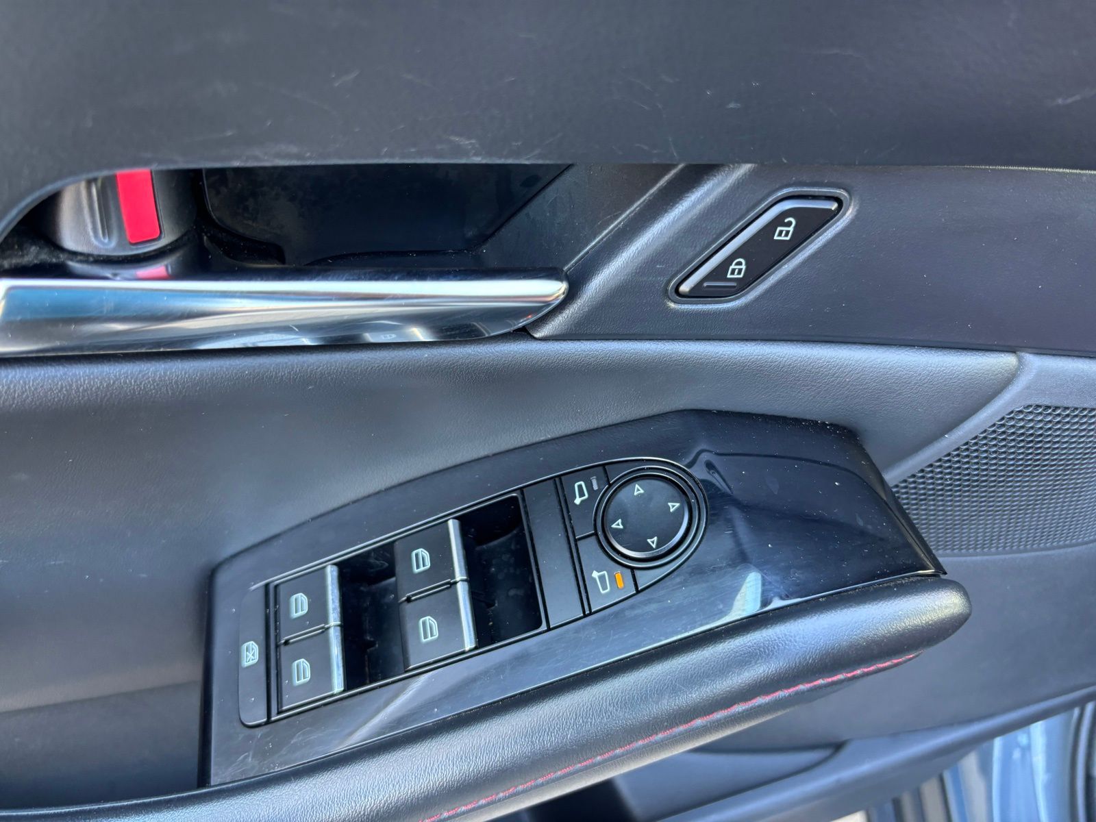 Used Car 2024 Mazda Cx-30  2.5 S Carbon Edition For Sale Under $30,000 In Austin, Texas