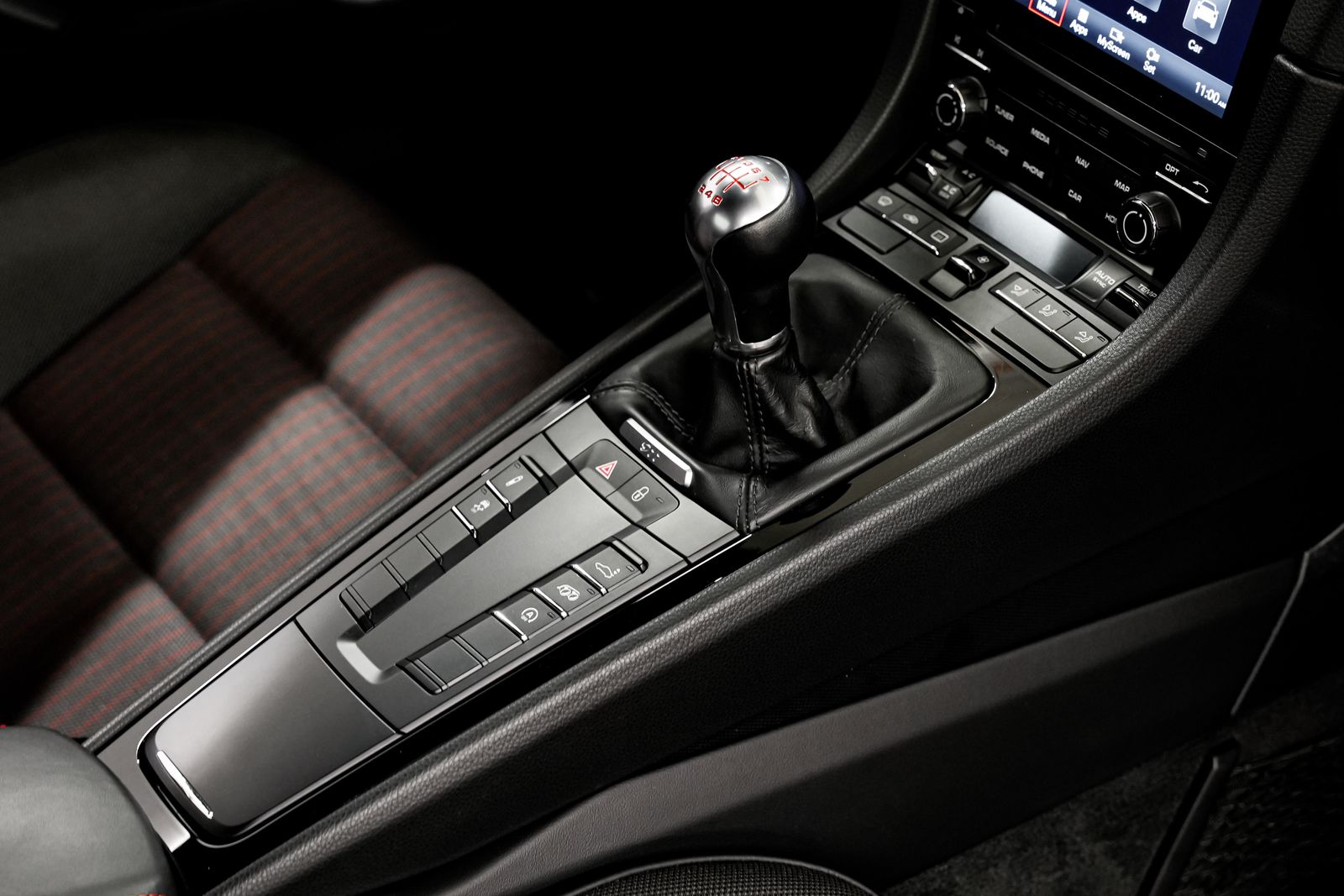 2019 Porsche 911 Carrera T — photo 29