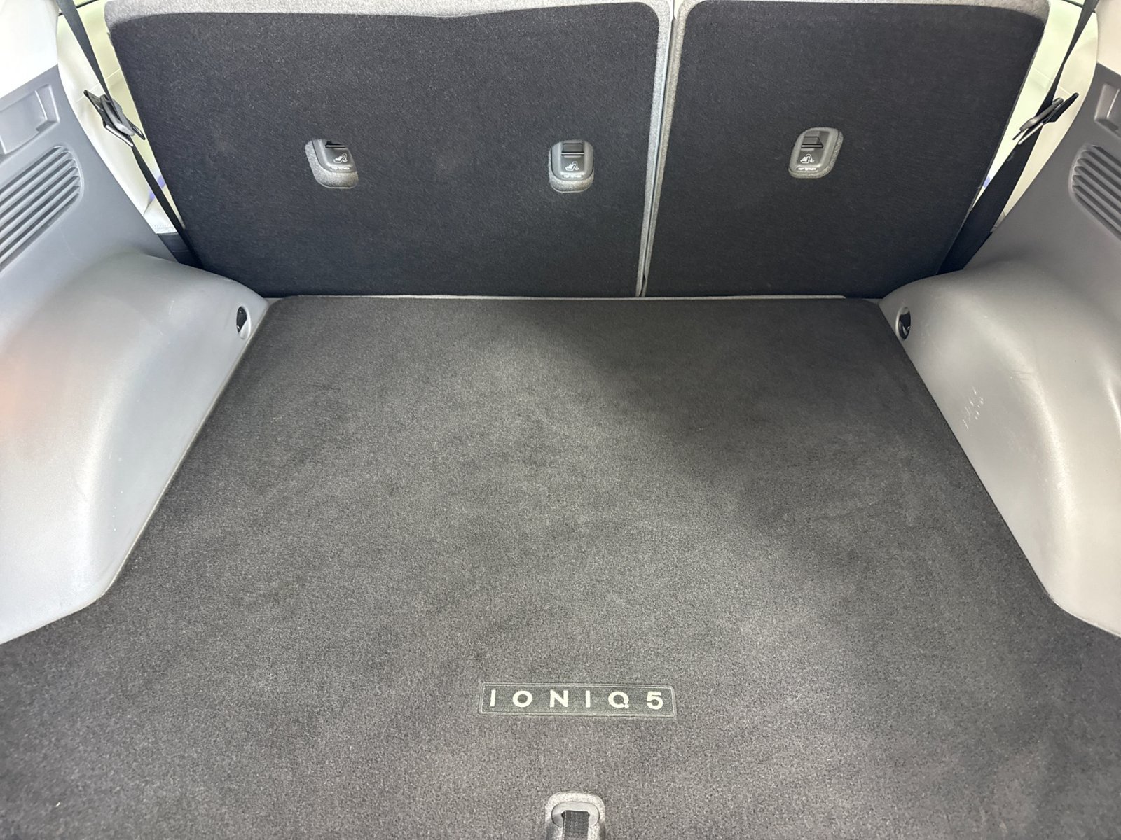 2023 Hyundai IONIQ 5 SEL — foto completa 15 de 30