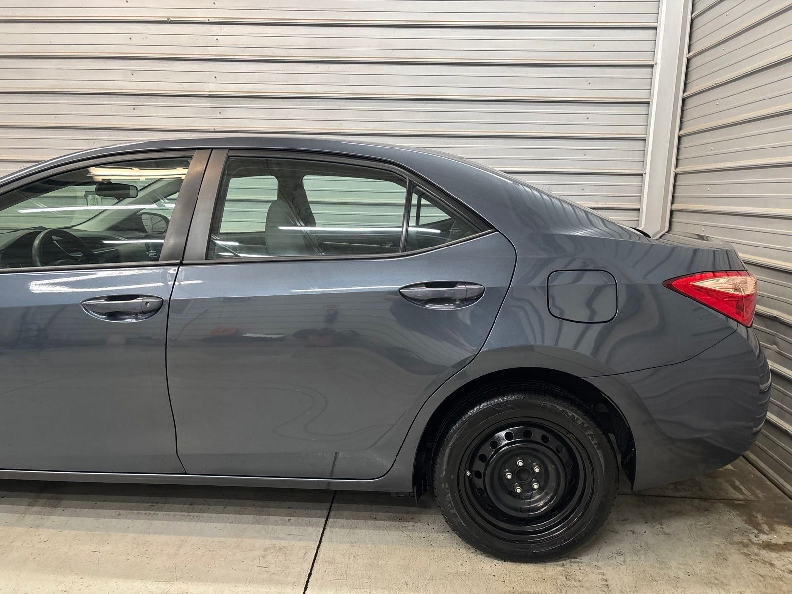 Photo 5 of 2018 Toyota Corolla LE