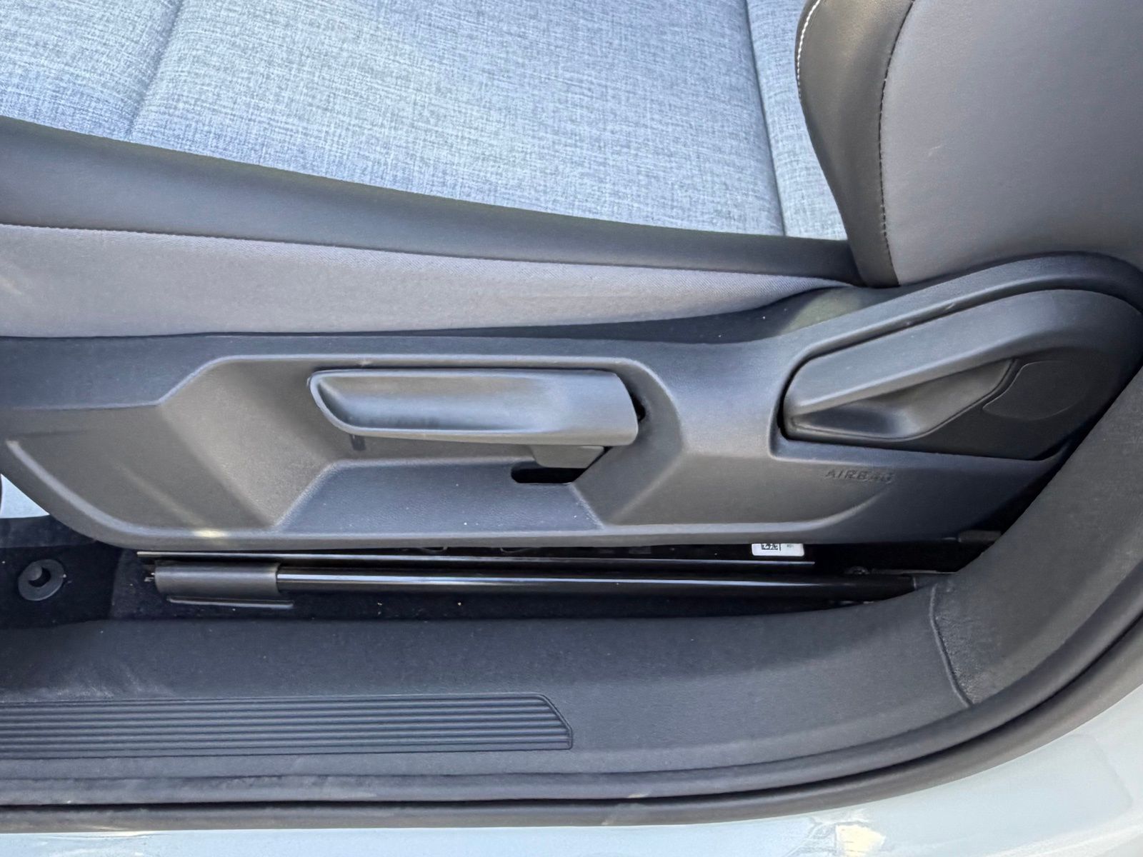 2026 Volkswagen ID.4 PRO - Photo 16