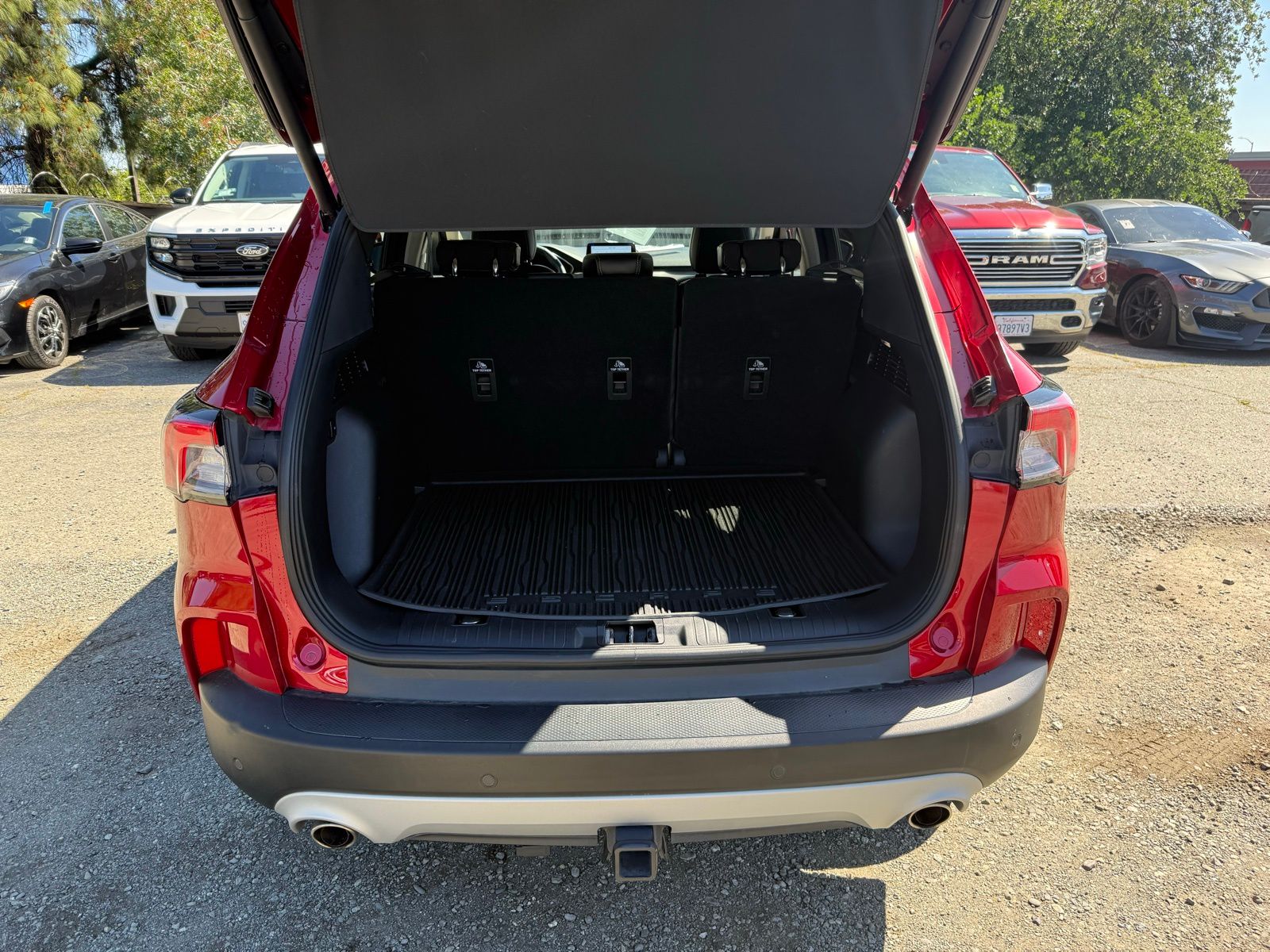 View vehicle photo 5