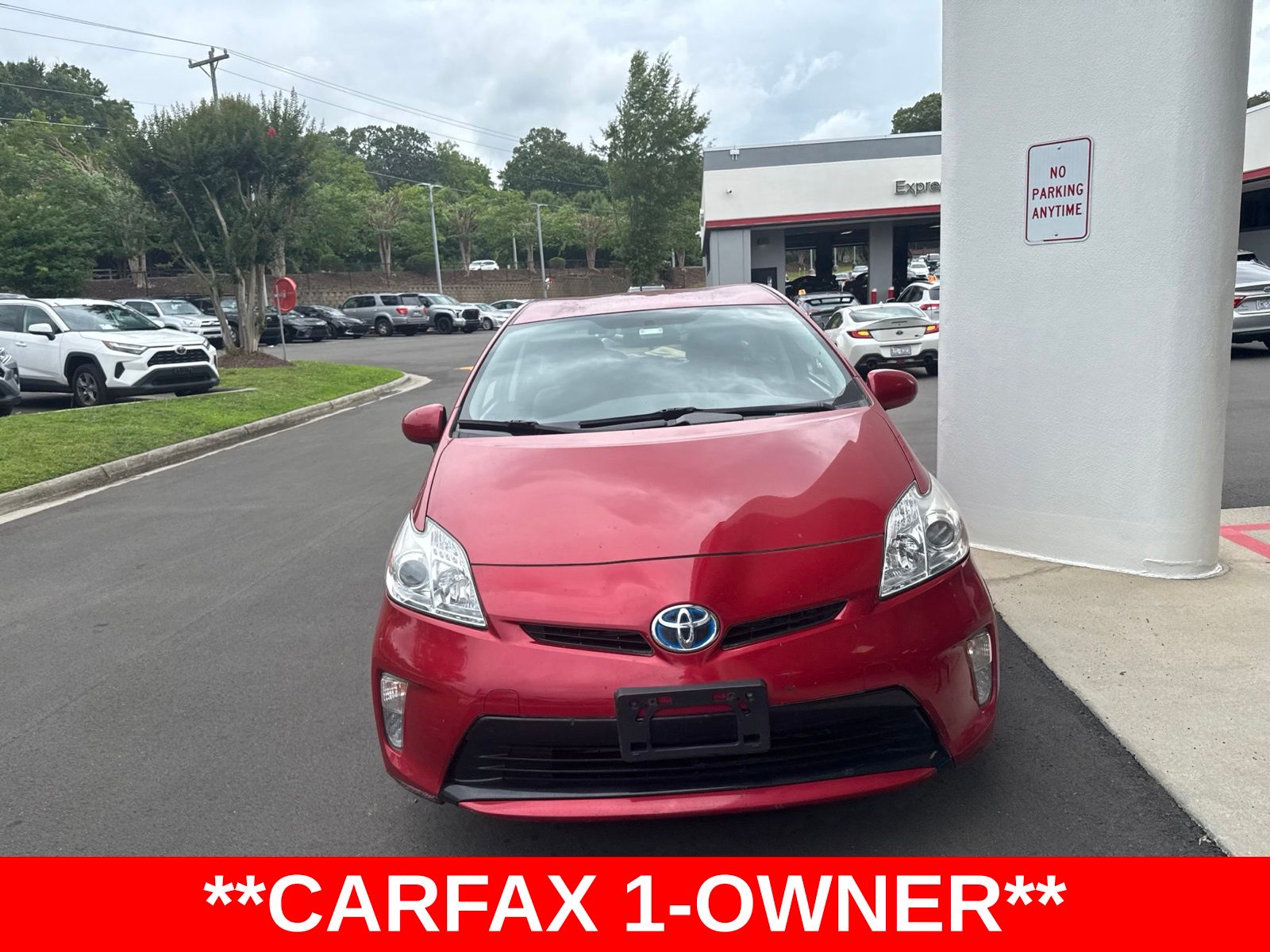 Barcelona Red Metallic 2014 Toyota Prius Hatchback Front-Wheel Drive Continuously Variable Transmission
