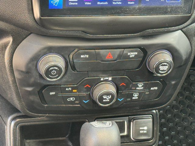 Used 2019 Gray Jeep Latitude image 32