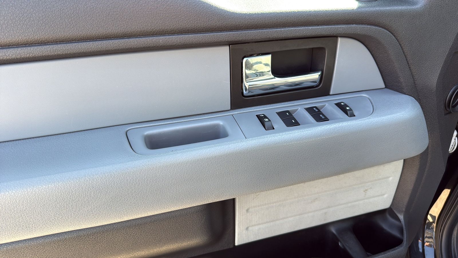 Used Car 2014 Ford F-150  Xlt For Sale Under $20,000 In Austin, Texas