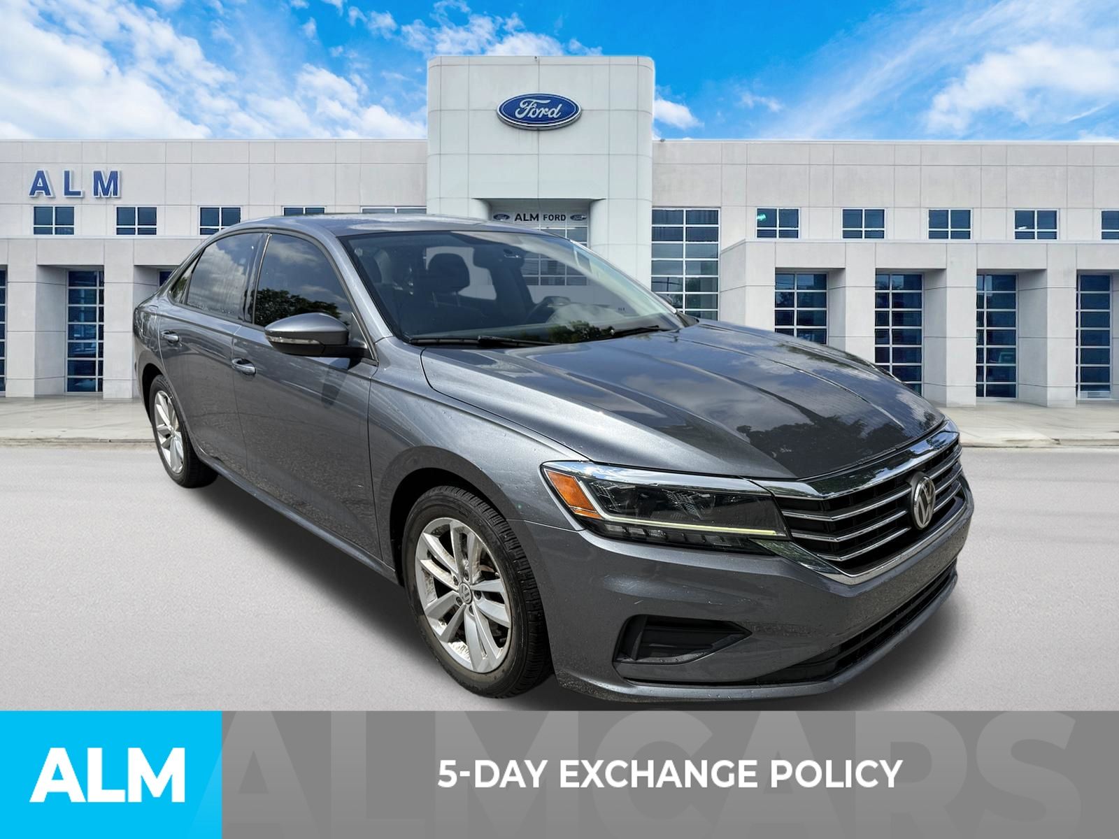 Used 2020 Platinum Gray Metallic Volkswagen 2.0T S image 3