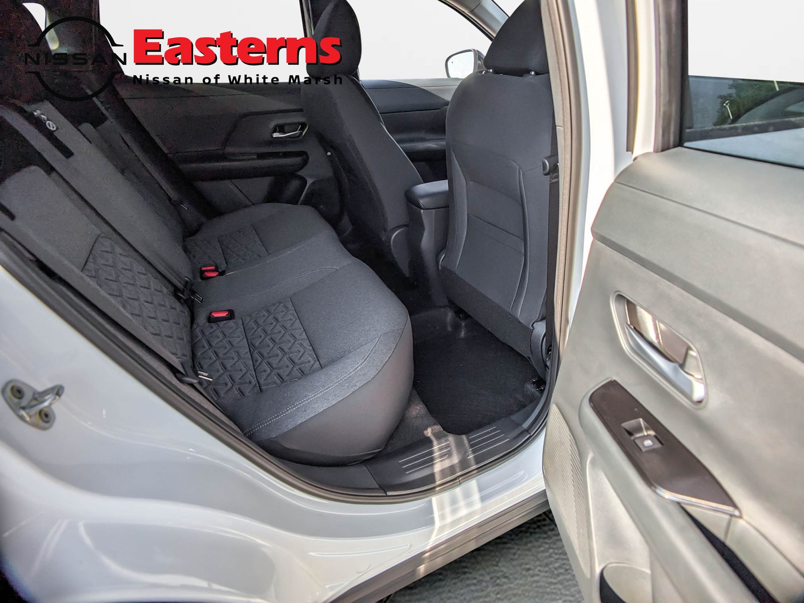 2025 Nissan Kicks SV photo 14