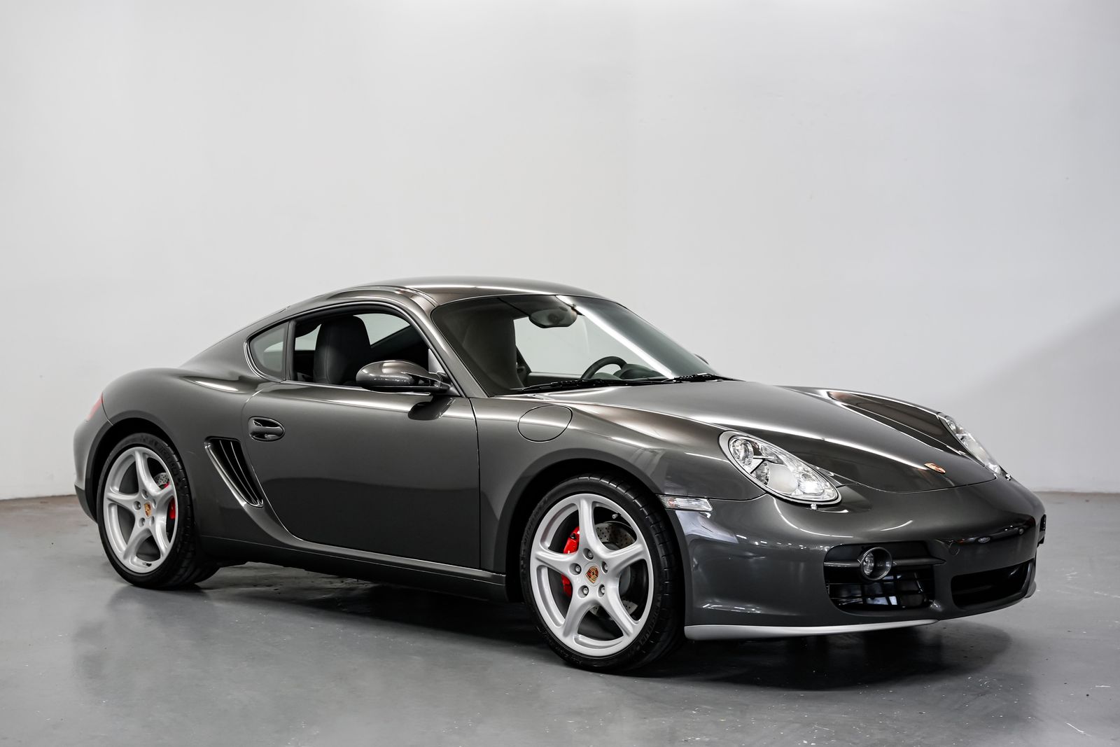 Atlas Gray Metallic 2006 Porsche Cayman Coupe Rear-Wheel Drive 6-Speed Manual Overdrive