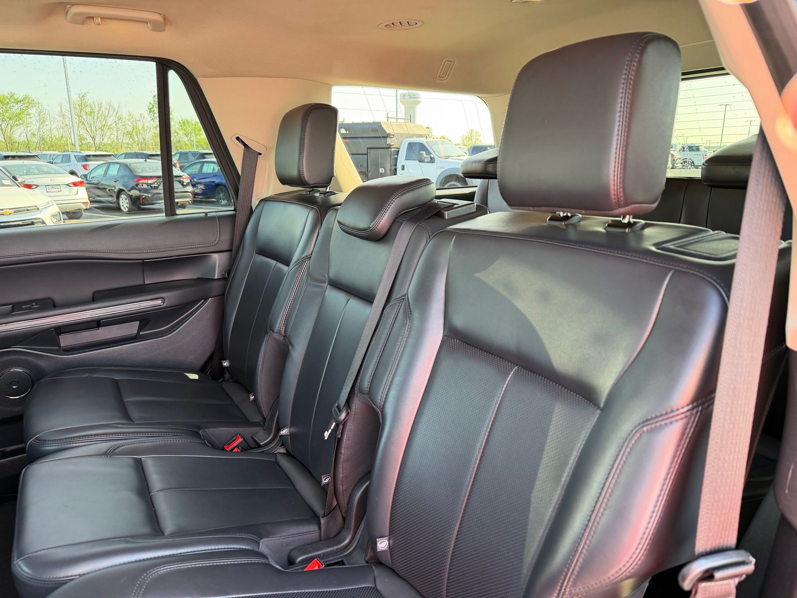 2024 Ford Expedition image 15
