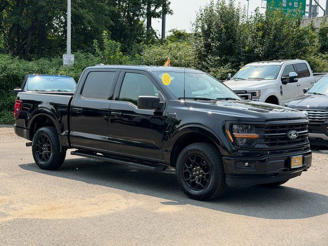Agate Black Metallic 2025 Ford F-150 Pickup Truck Four-Wheel Drive Automatic