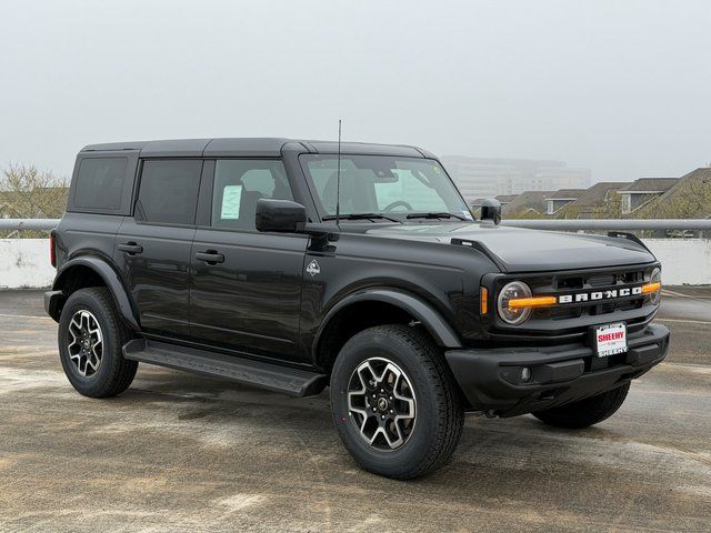 2026 Ford Bronco Outer Banks 4x4's photo
