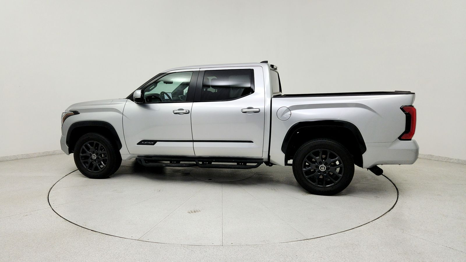 Used 2024 Silver Toyota Platinum image 4