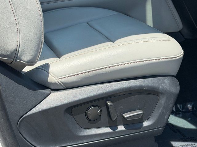 Certified Used 2025 White Metallic Ford Active image 35