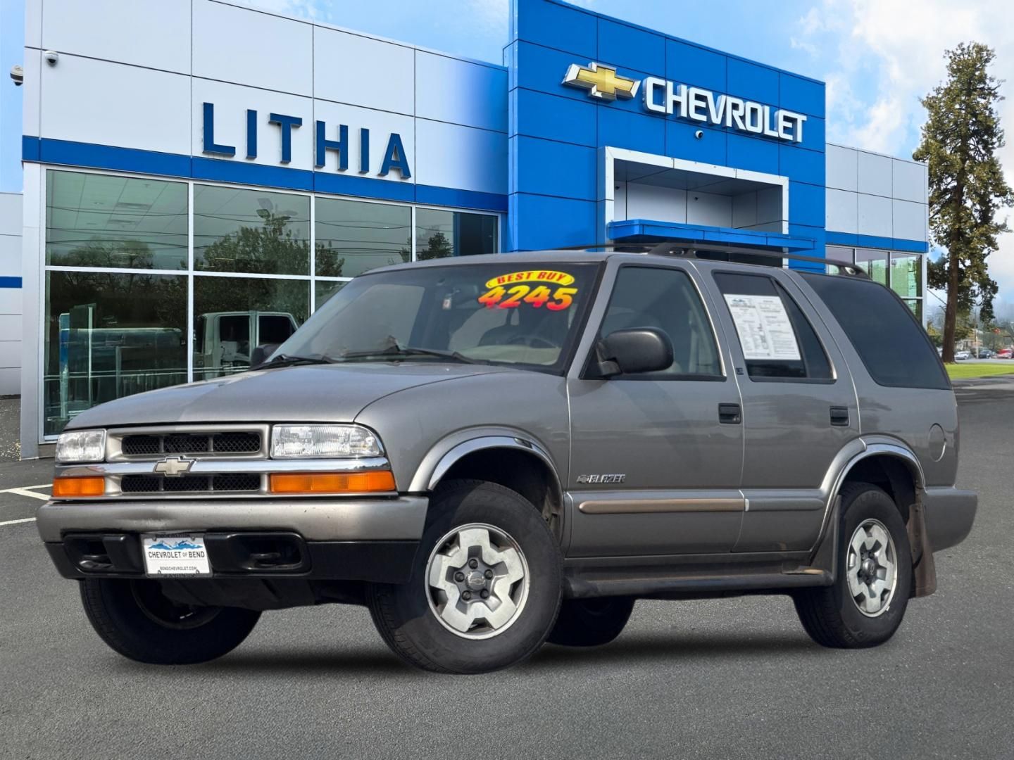  2002 Chevrolet Blazer LS 4-Door 4WD   