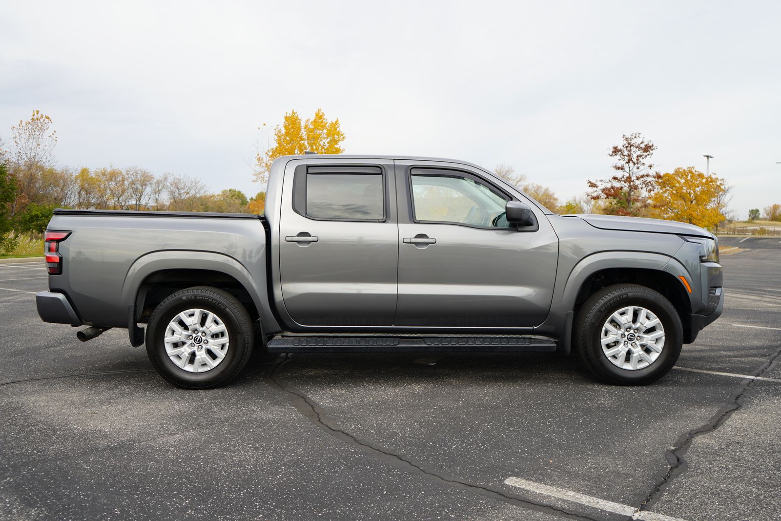 2022 Nissan Frontier SV 5