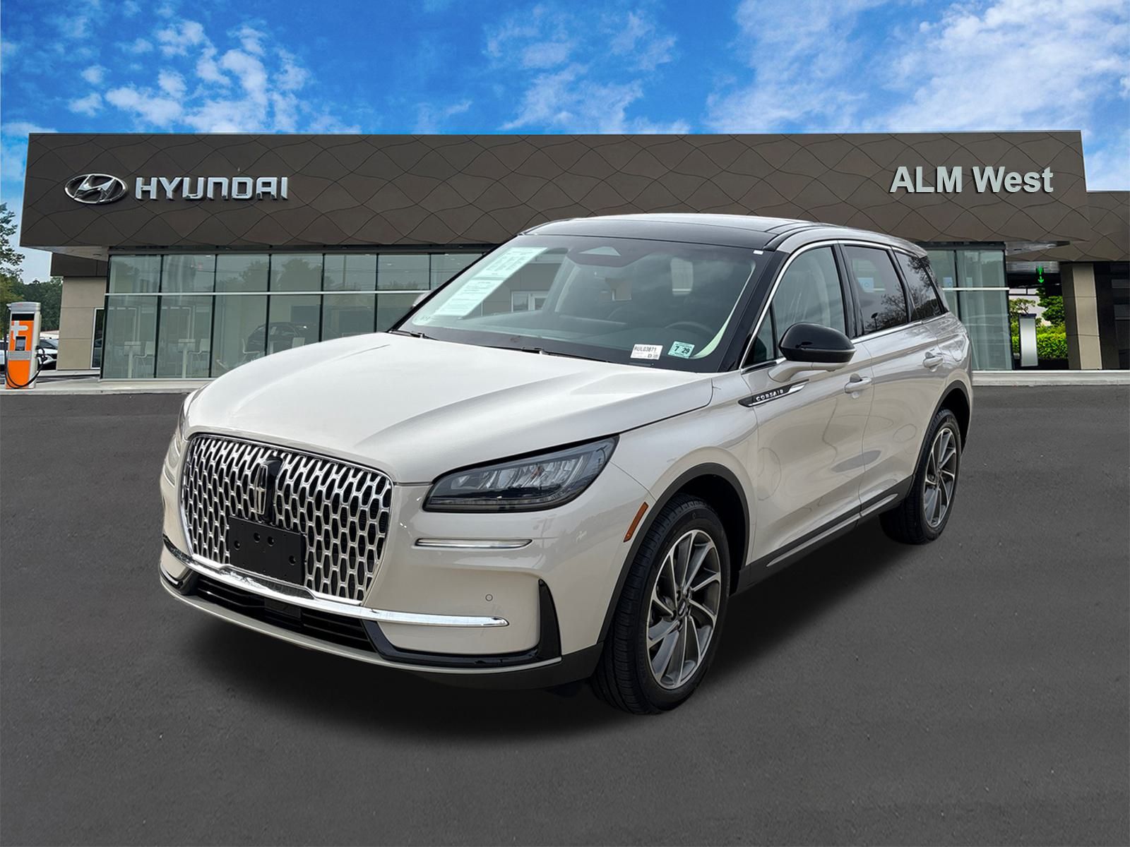 2024 Lincoln Corsair Premiere's photo