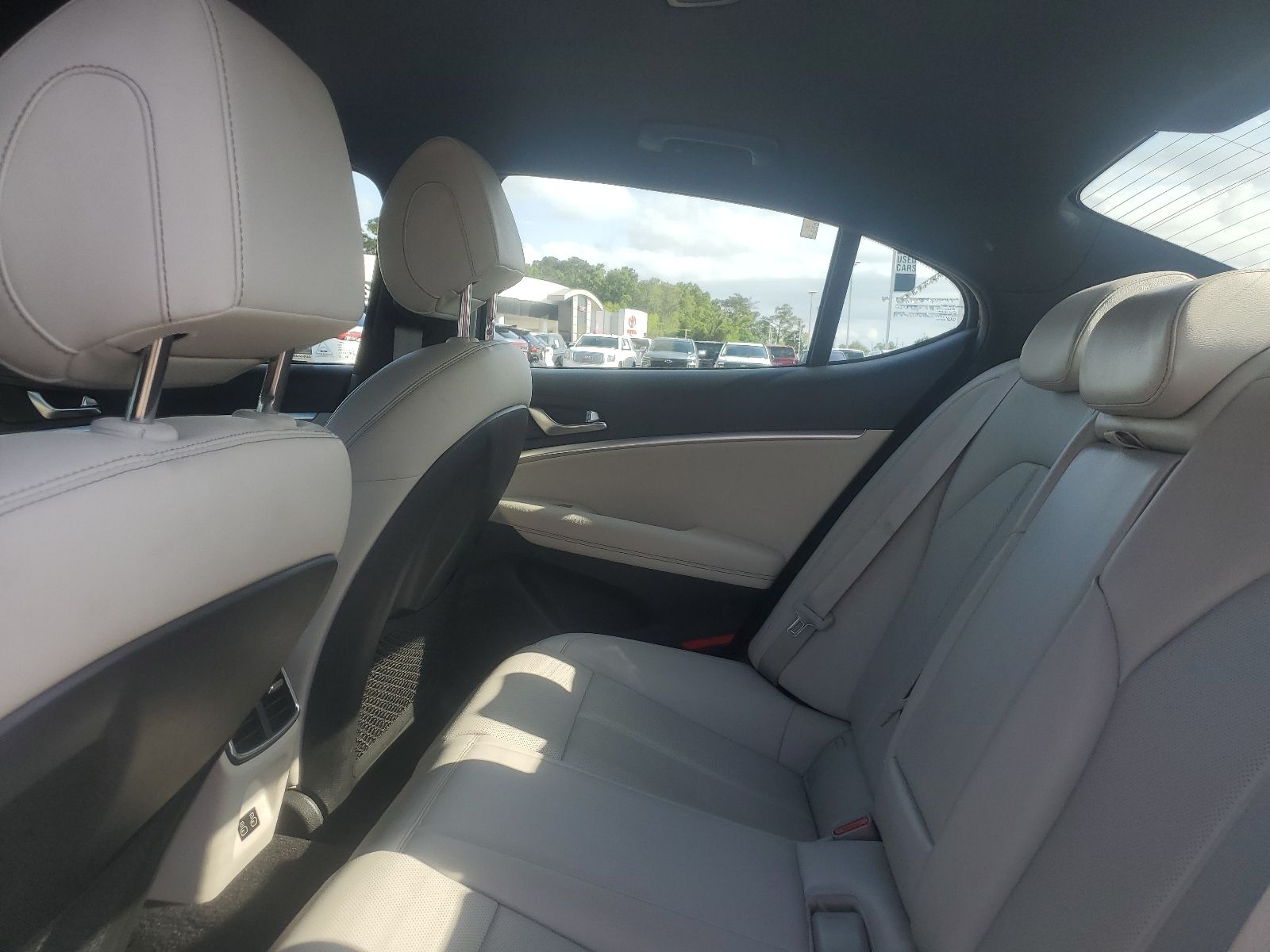 2024 Genesis G70 2.5T - 11