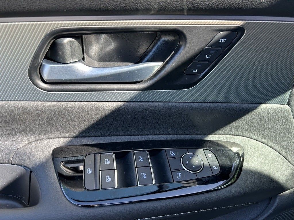 2025 Nissan Murano SL - Photo 10