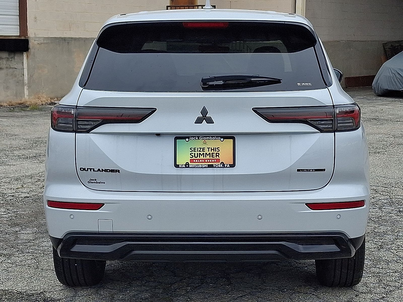New 2026 Mitsubishi Outlander SUV