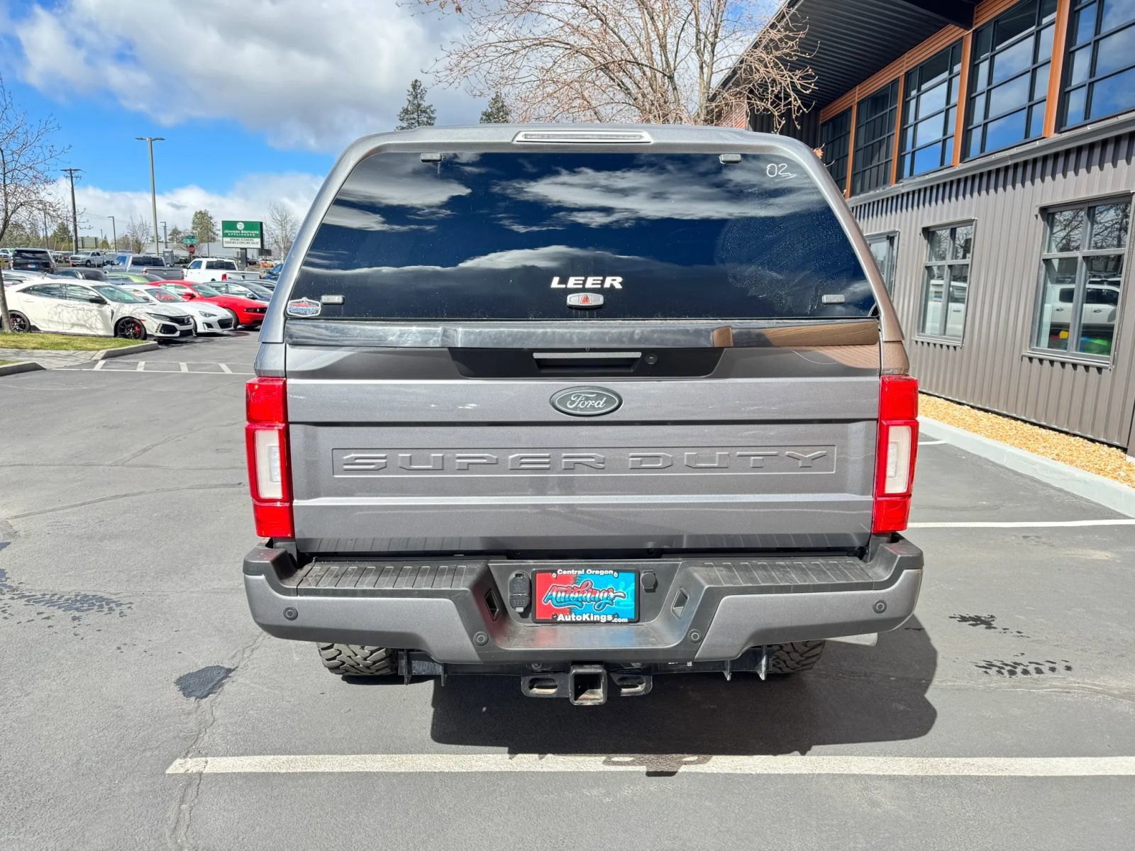 View vehicle photo 4