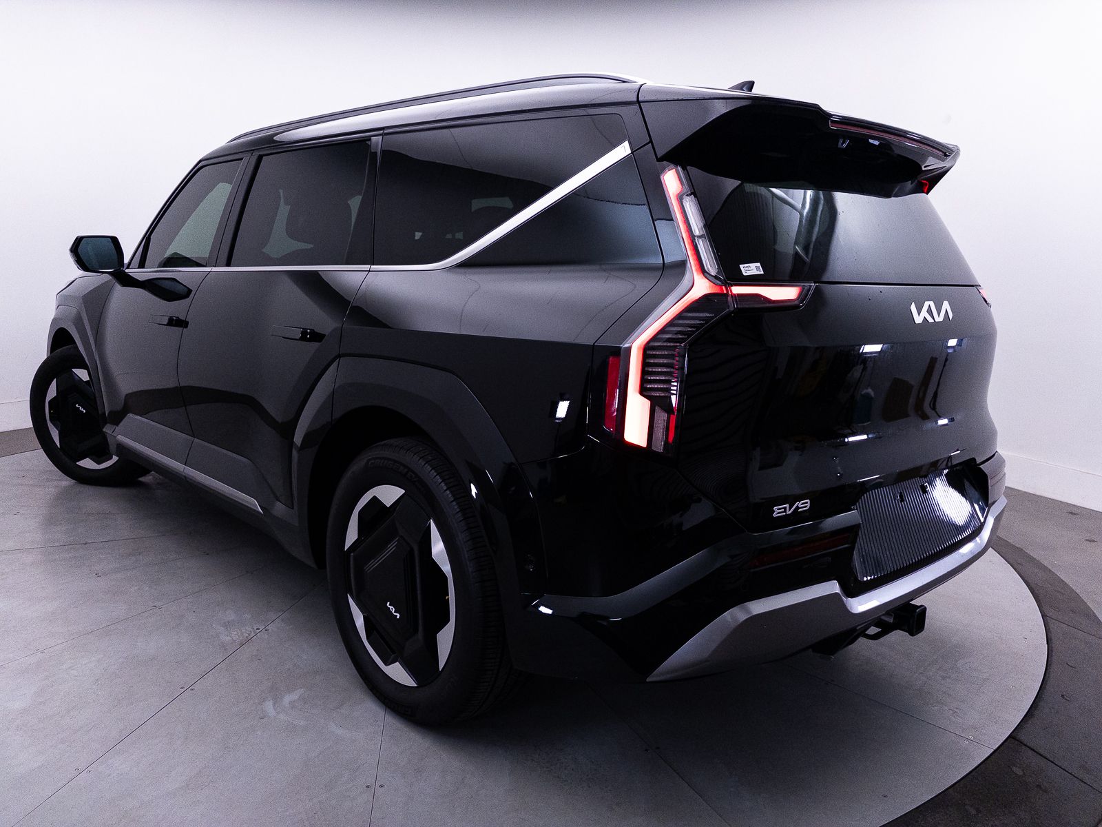 Certified 2024 Kia EV9 Land with VIN KNDADFS58R6029650 for sale in Scottsdale, AZ