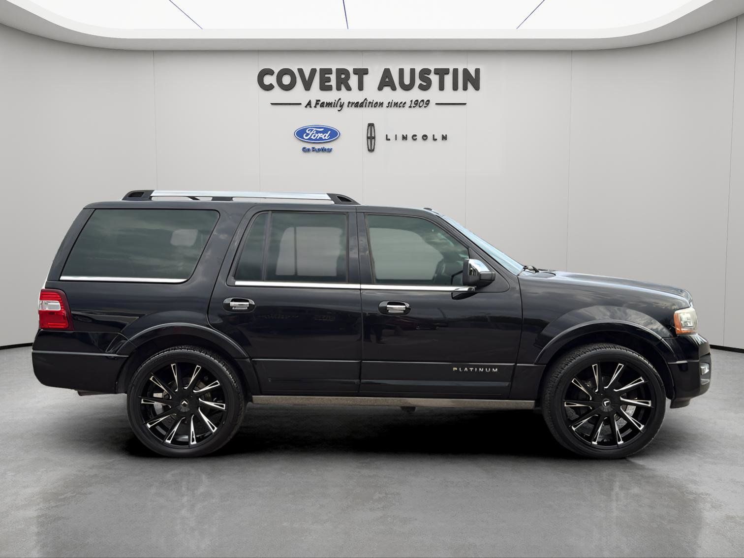 Used Car 2016 Ford Expedition  Platinum For Sale Under $20,000 In Austin, Texas