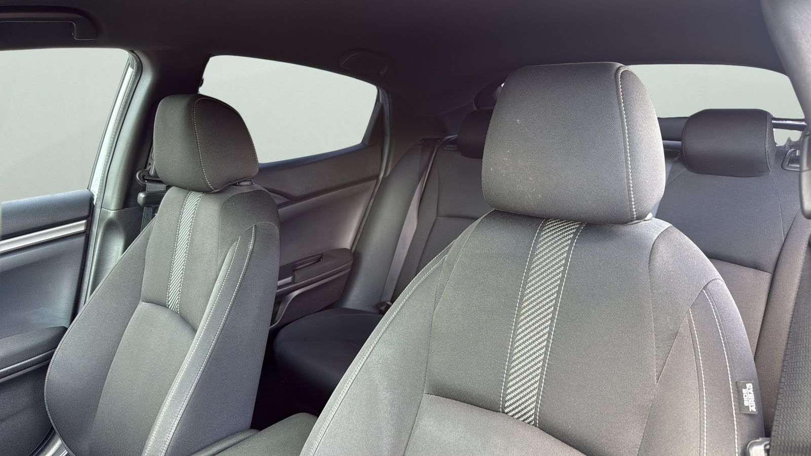 Used 2017  Honda Sport image 6