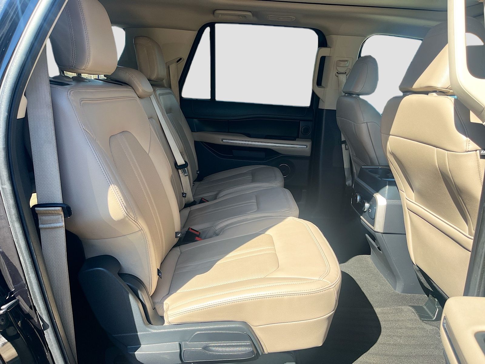Used 2024 Black Ford Limited image 30
