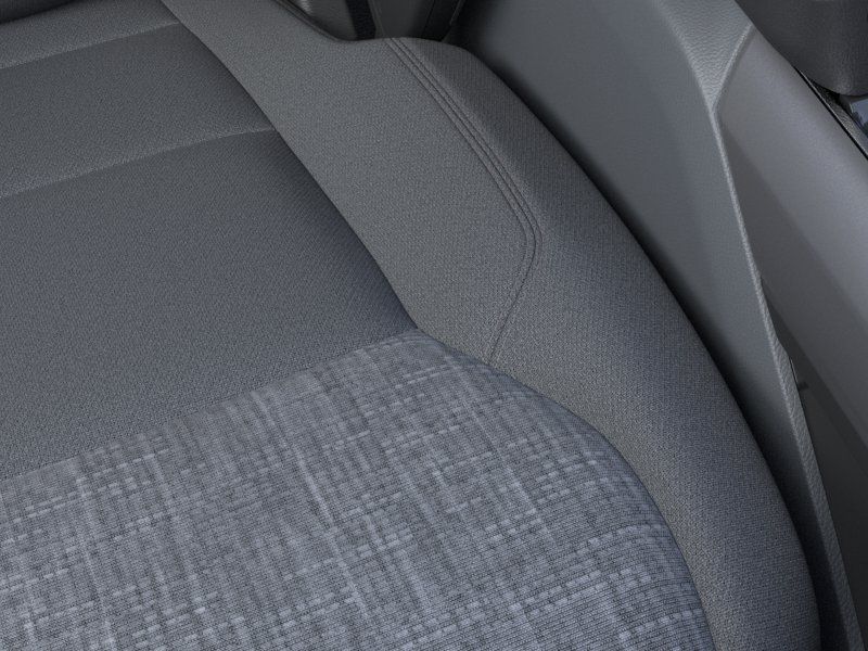 New 2025 Oxford White Ford XLT image 16