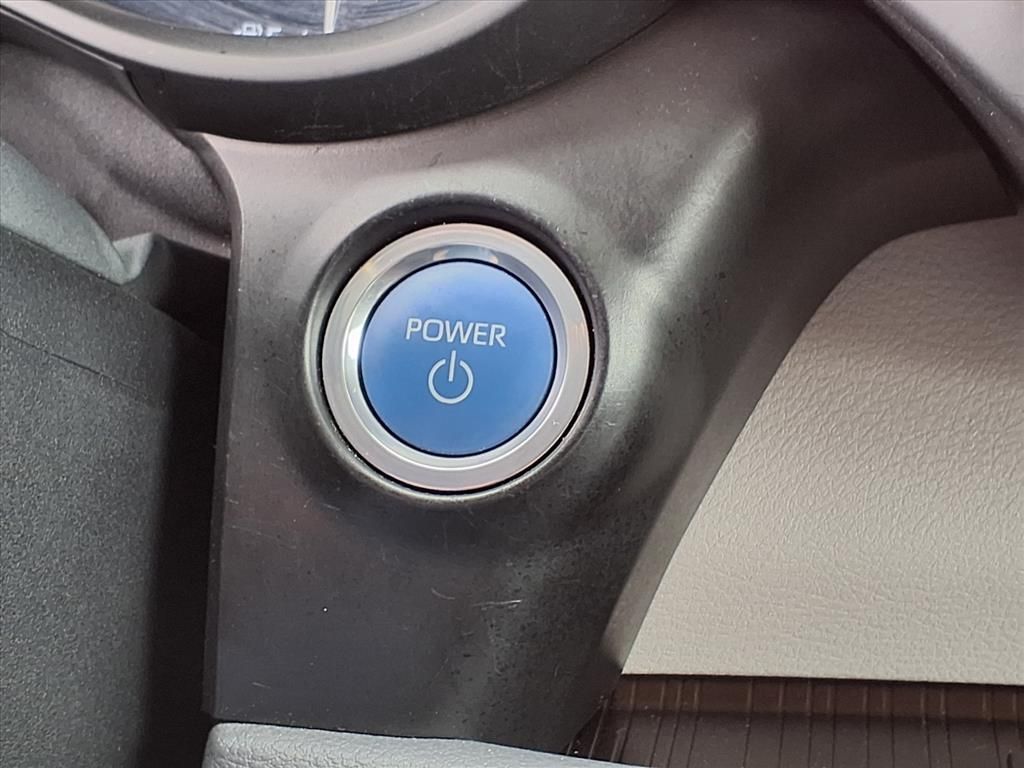 2022 Toyota Sienna LE White at AutoSavvy Houston Southwest