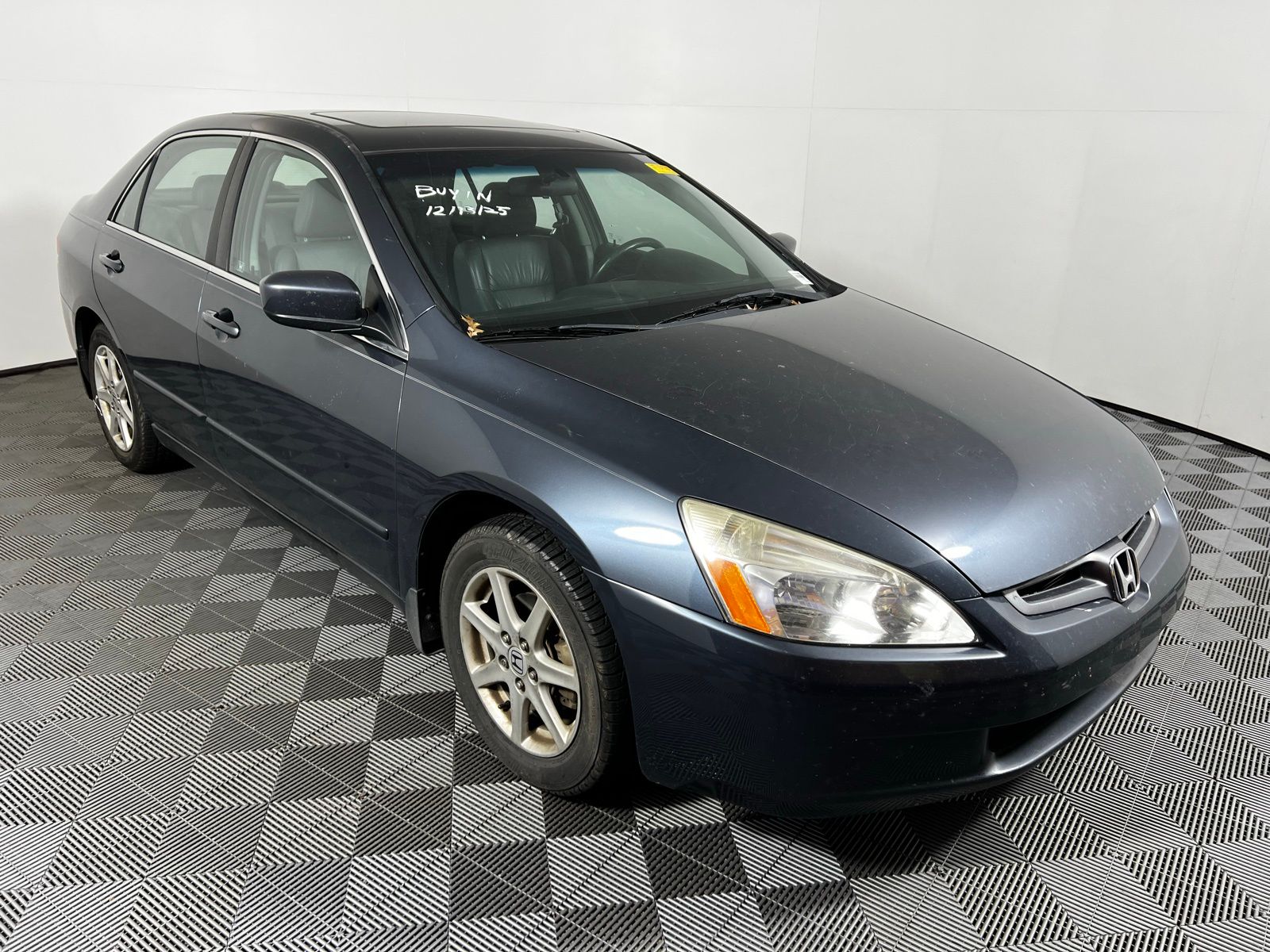 Thumbnail: 2004 Honda Accord - 3