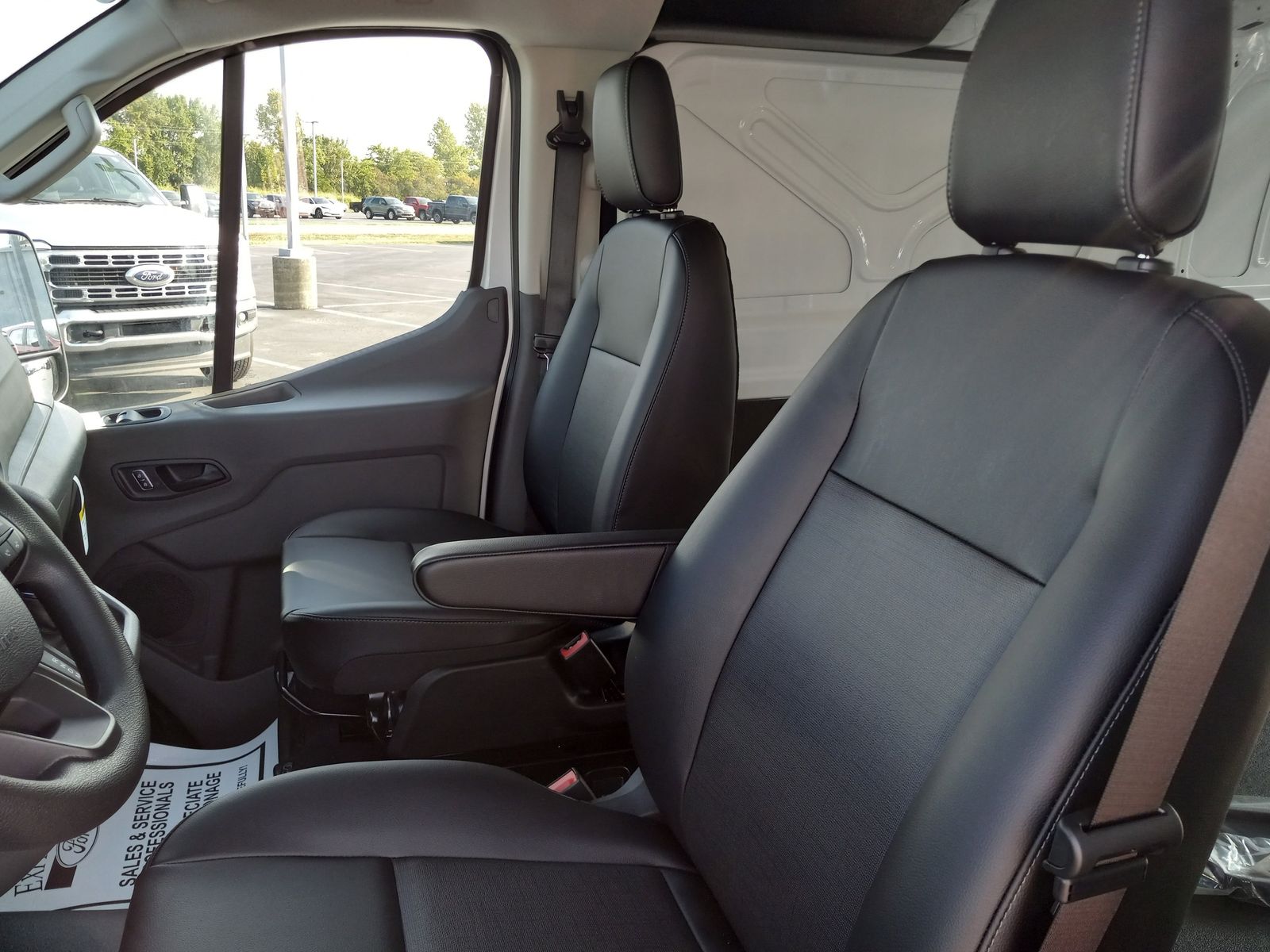 2025 Ford Transit-150 image 11