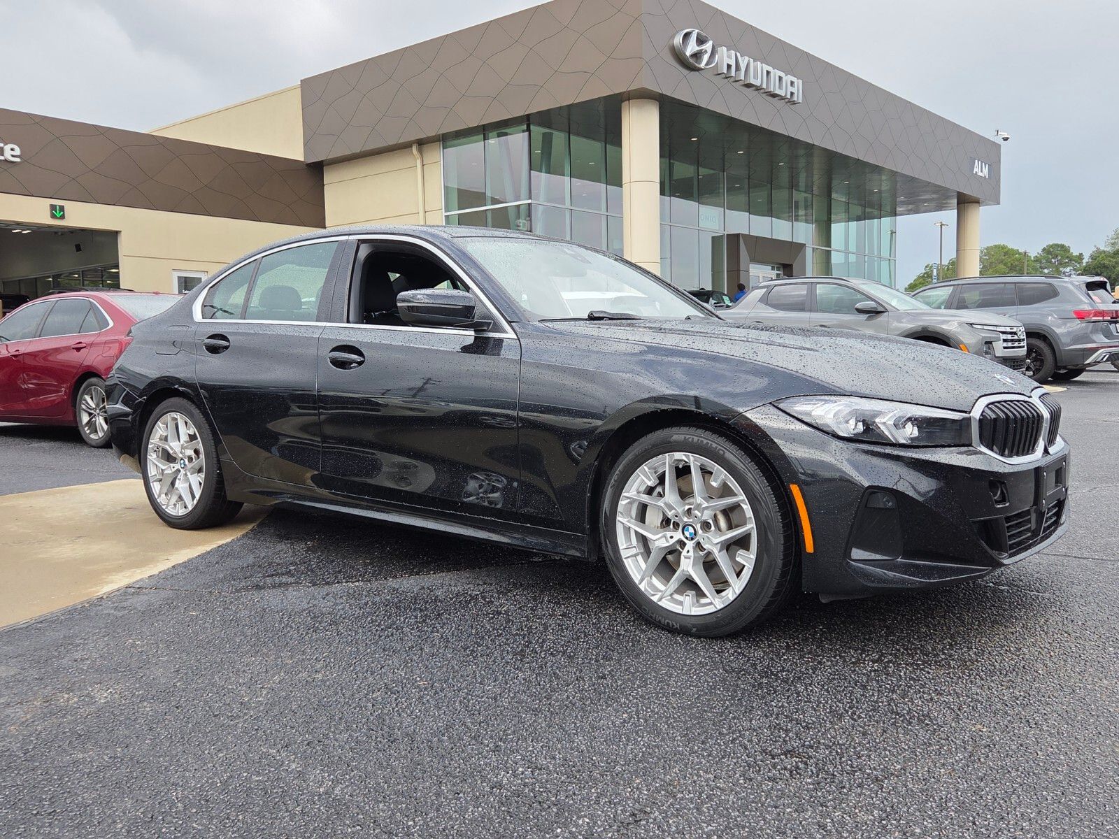 Black Sapphire Metallic 2025 BMW 3 Series Sedan Rear-Wheel Drive 8-Speed Automatic