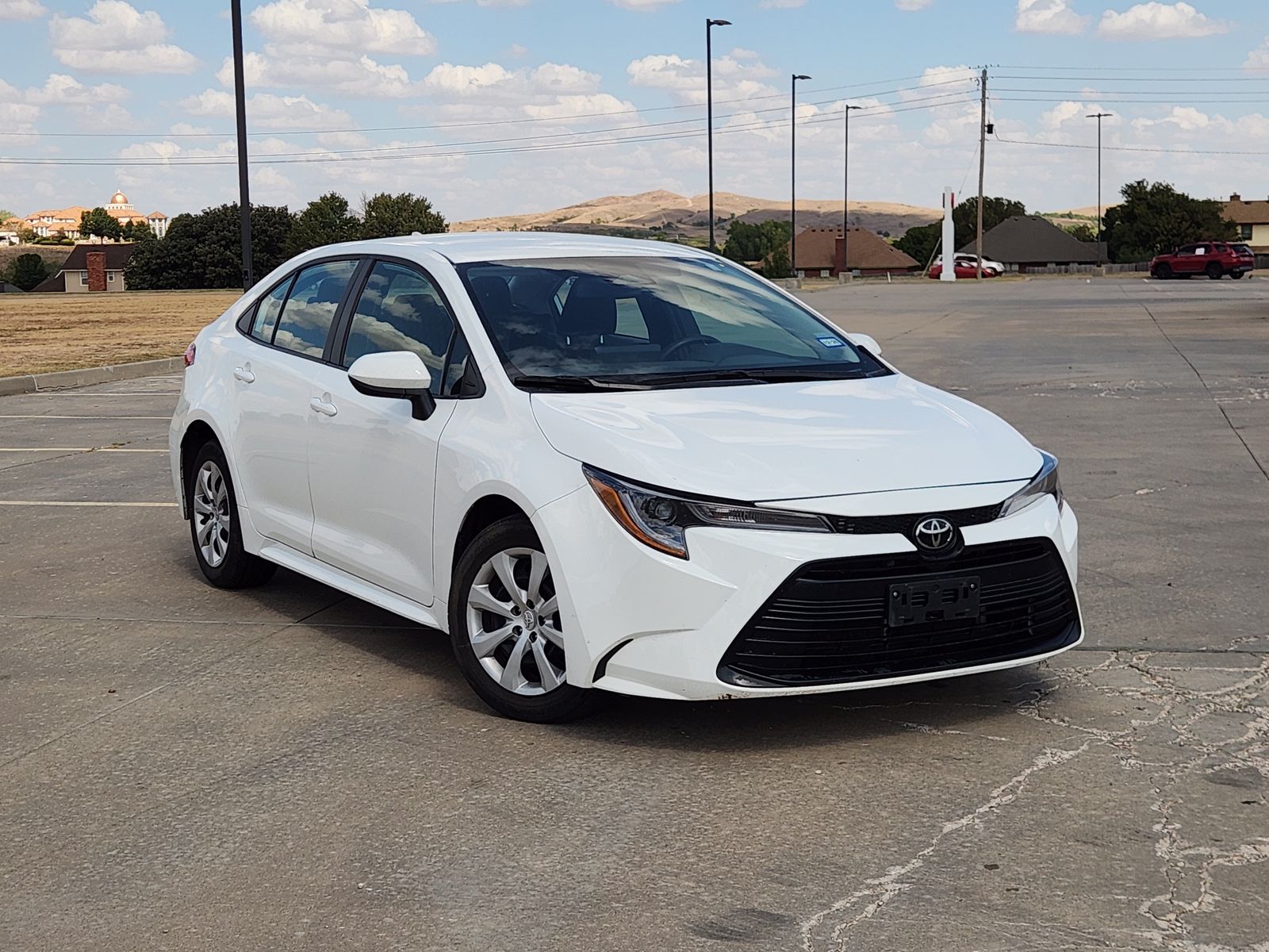 2025 Toyota Corolla LE FWD