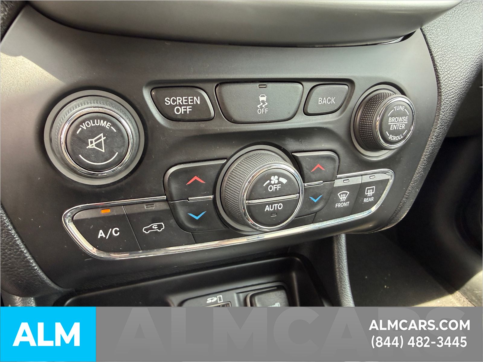 Used 2014 Gray Jeep Limited image 16