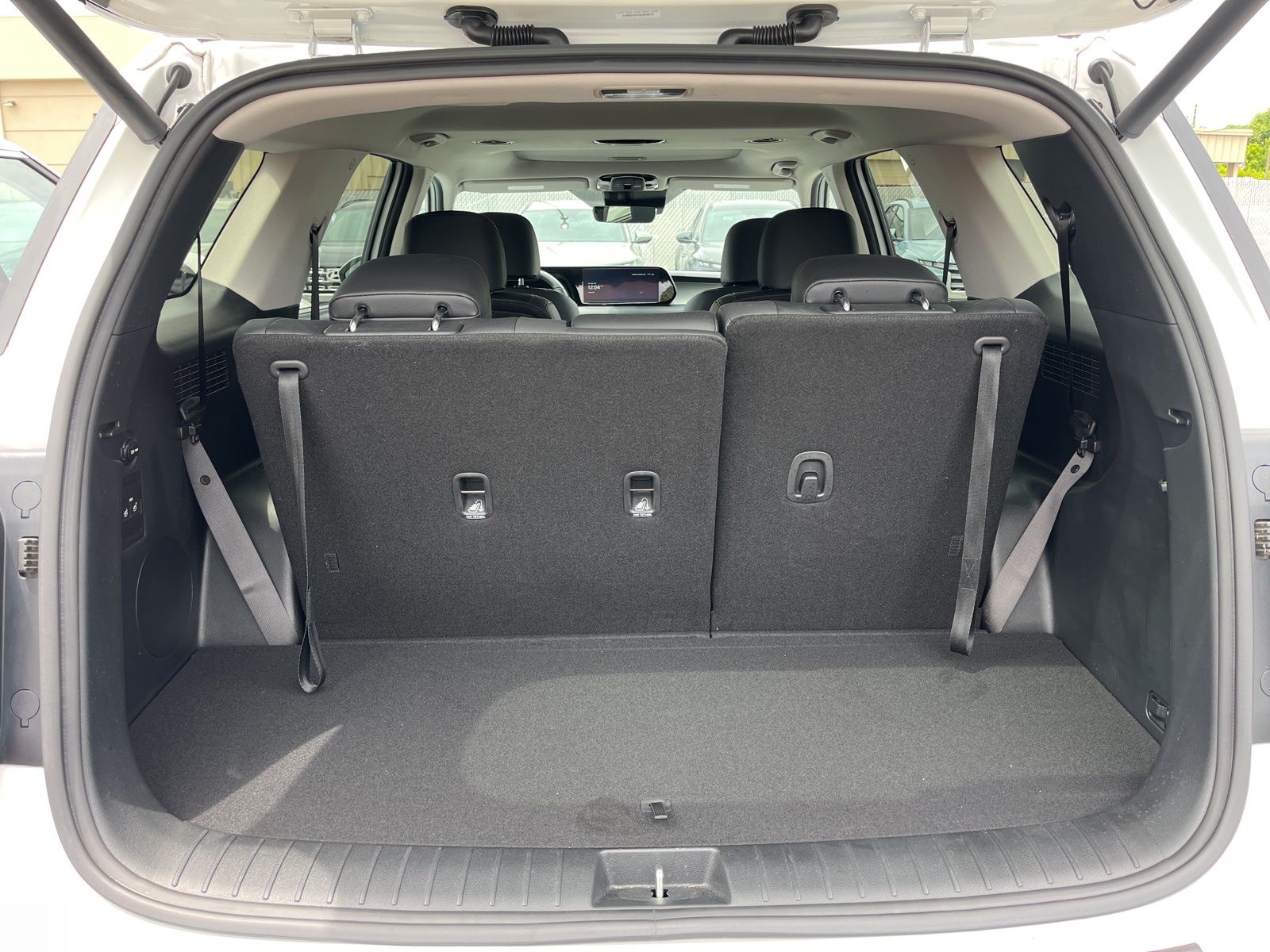Used 2025 White Hyundai XRT image 30